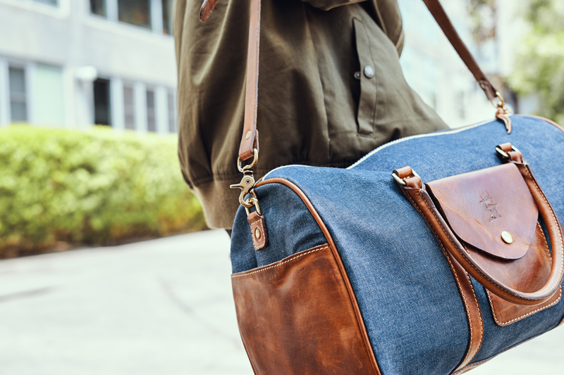 upgraded-hands-on-with-sandasts-boston-denim-duffle-18