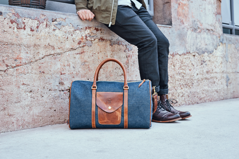 upgraded-hands-on-with-sandasts-boston-denim-duffle-23