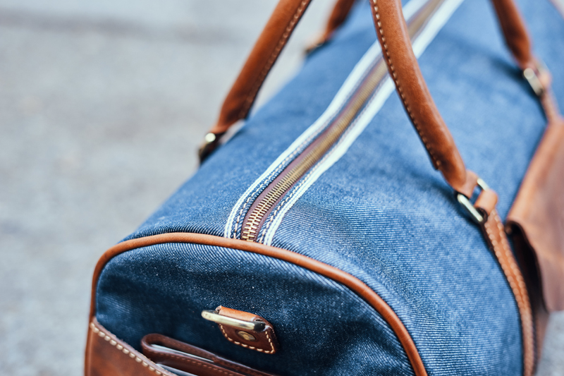 upgraded-hands-on-with-sandasts-boston-denim-duffle-8